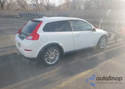 2011 Volvo C30 T5/T5 R-Design z USA, uszkodzony, nr VIN YV1672MK3B2198393